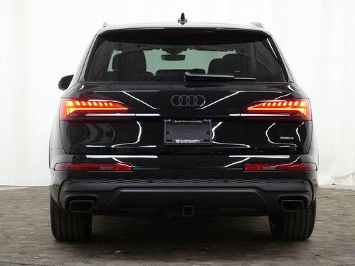 2026 Audi Q7 55 Premium Plus