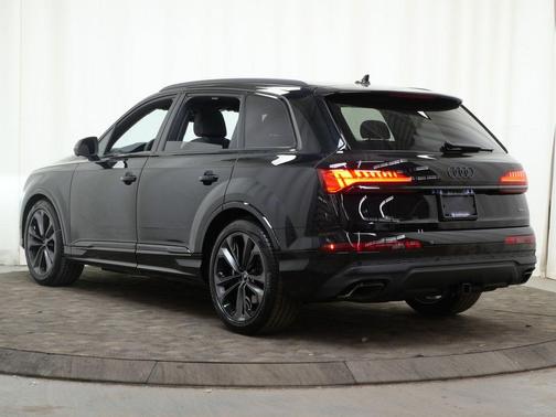 2026 Audi Q7 55 Premium Plus