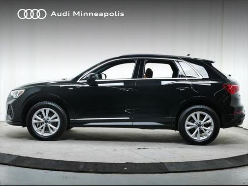 2024 Audi Q3 Premium 45 TFSI S line quattro Tiptronic