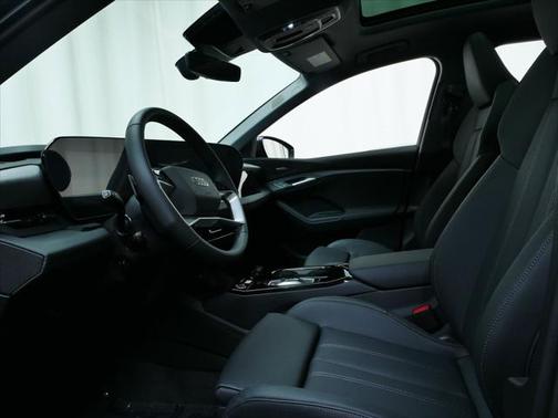 2025 Audi Q6 e-tron Premium Plus quattro