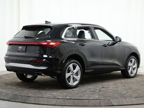 2025 Audi Q5 Premium Plus TFSI quattro S tronic