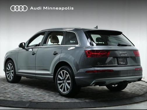 2019 Audi Q7 55 Premium Plus