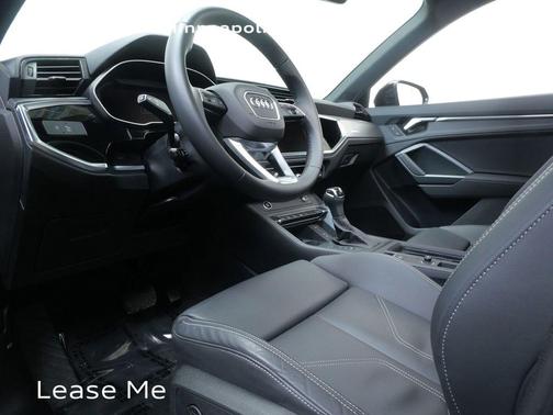 Mythos Black Metallic 2025 Audi Q3 Premium 45 TFSI S line quattro Tiptronic