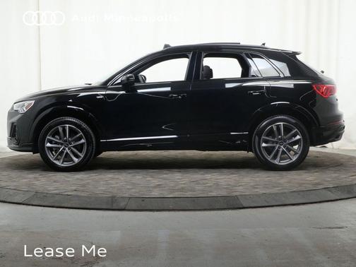 Mythos Black Metallic 2025 Audi Q3 Premium 45 TFSI S line quattro Tiptronic