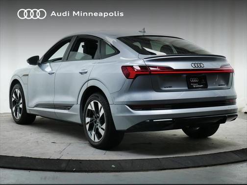 2023 Audi e-tron Sportback S line Premium