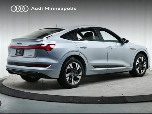 2023 Audi e-tron Sportback S line Premium