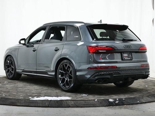 2026 Audi SQ7 4.0T Premium Plus