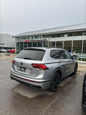 2022 Volkswagen Tiguan 2.0T SE R-Line Black 4MOTION