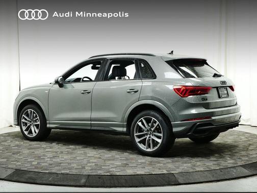 2024 Audi Q3 Premium 45 TFSI S line quattro Tiptronic