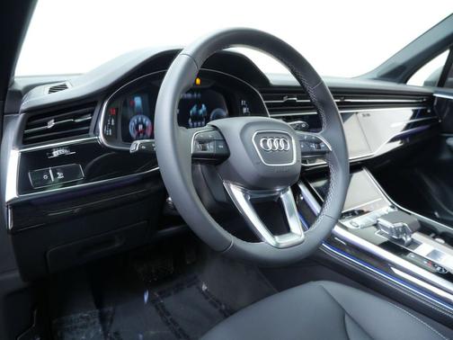 2026 Audi Q7 55 Premium Plus