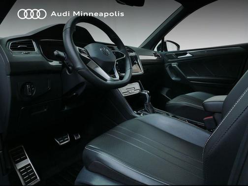 2022 Volkswagen Tiguan 2.0T SE R-Line Black 4MOTION