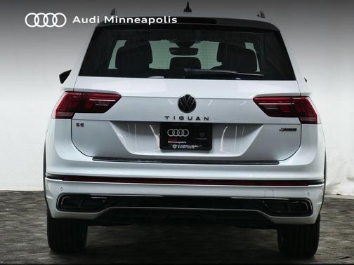 2022 Volkswagen Tiguan 2.0T SE R-Line Black 4MOTION