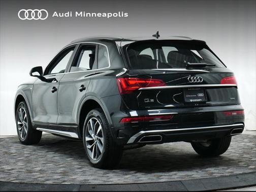 2024 Audi Q5 45 S line Premium