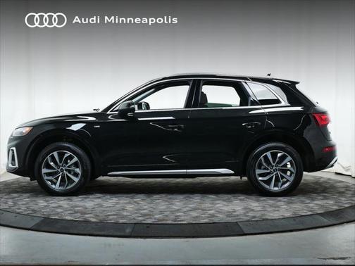 2024 Audi Q5 45 S line Premium