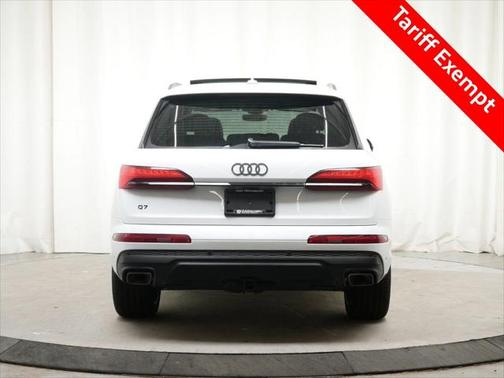 2025 Audi Q7 55 Premium Plus