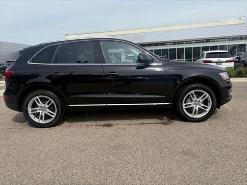 2017 Audi Q5 2.0T Premium Plus