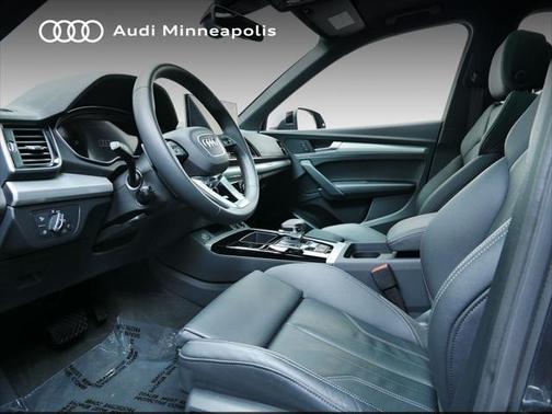 2025 Audi Q5 45 S line Premium