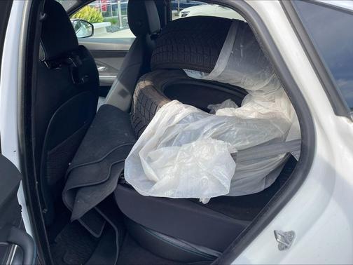 Fuji White 2018 Jaguar E-PACE R-Dynamic SE