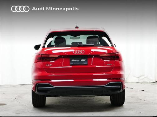 2024 Audi Q3 Premium 45 TFSI S line quattro Tiptronic