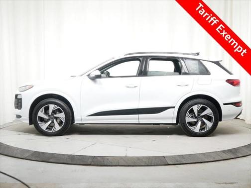 2025 Audi Q6 e-tron Premium Plus quattro