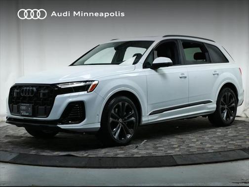 2025 Audi Q7 55 Premium Plus