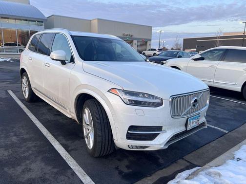 2018 Volvo XC90 T6 Inscription