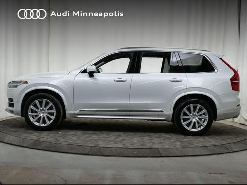 2018 Volvo XC90 T6 Inscription