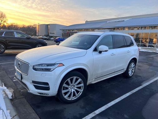 2018 Volvo XC90 T6 Inscription