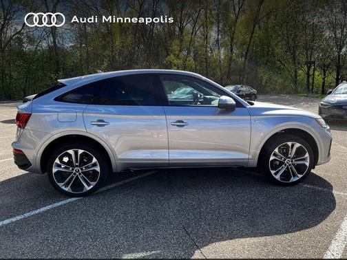 Florett Silver Metallic 2023 Audi Q5 45 S line Premium Plus