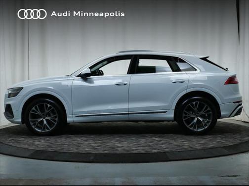 2023 Audi Q8 55 Premium Plus