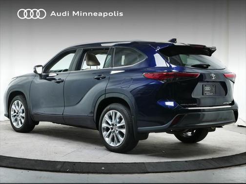 2022 Toyota Highlander Limited