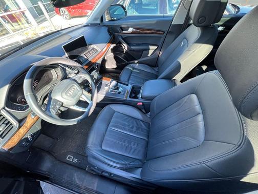 2018 Audi Q5 2.0T Tech Premium