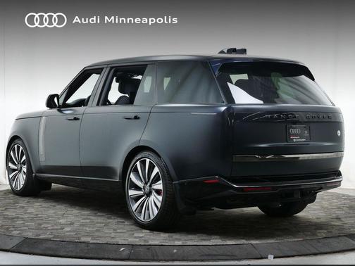 2023 Land Rover Range Rover SV