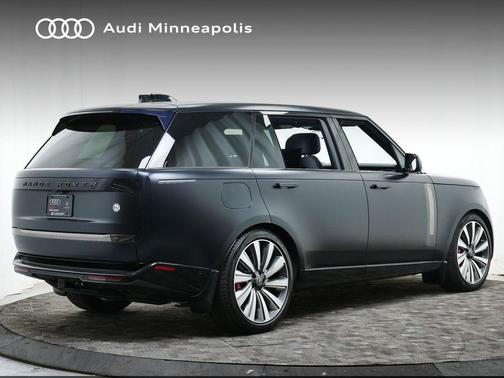 2023 Land Rover Range Rover SV