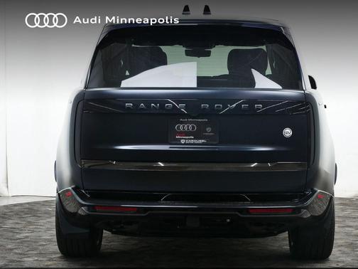 2023 Land Rover Range Rover SV