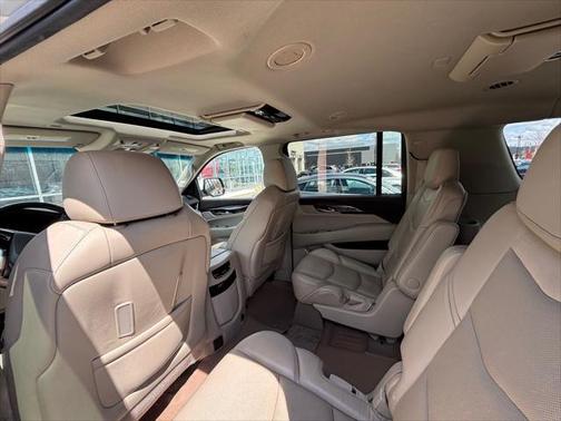 2015 Cadillac Escalade ESV Luxury