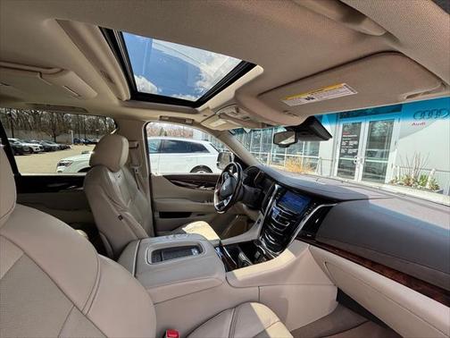 2015 Cadillac Escalade ESV Luxury