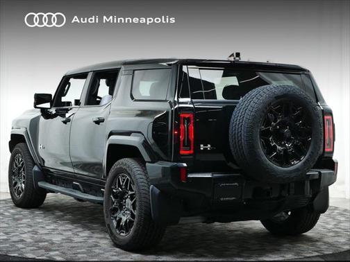 2024 GMC HUMMER EV SUV 2X