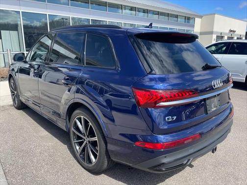2021 Audi Q7 55 Prestige