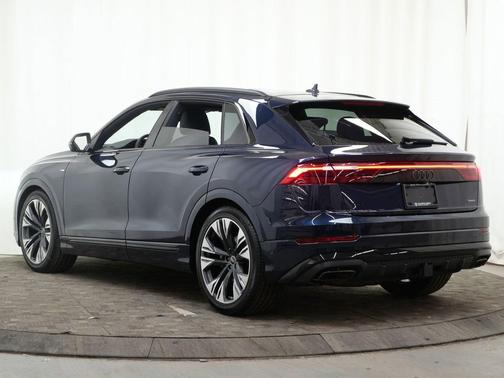 2026 Audi Q8 55 Premium Plus