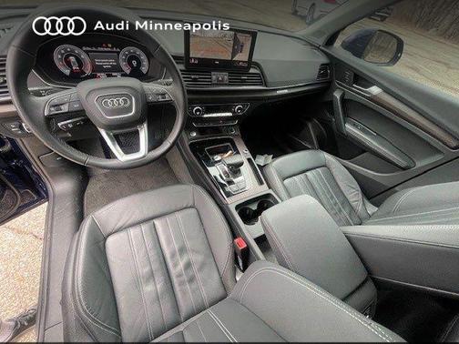Navarra Blue Metallic 2023 Audi Q5 45 S line Premium Plus