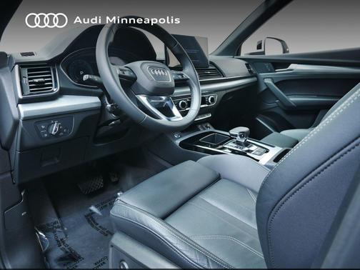 2025 Audi Q5 45 S line Premium