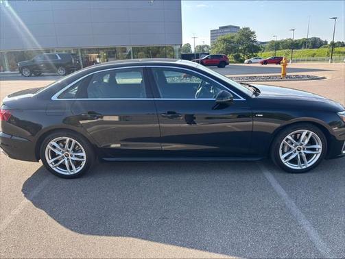 2022 Audi A4 45 S line Premium Plus