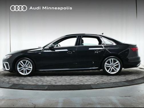 2022 Audi A4 45 S line Premium Plus