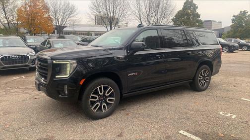 2021 GMC Yukon XL 4WD AT4