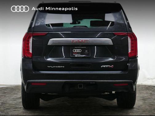 2021 GMC Yukon XL 4WD AT4