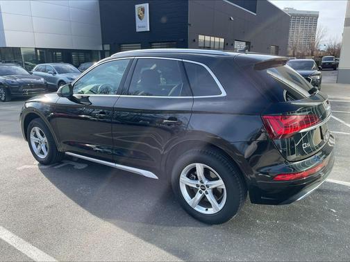2023 Audi Q5 40 Premium