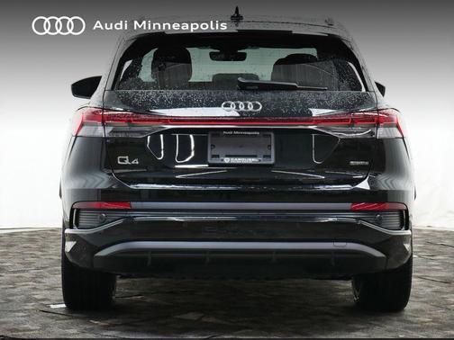 2024 Audi Q4 e-tron Premium Plus 55 quattro