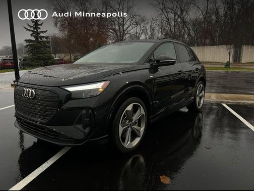 2024 Audi Q4 e-tron Premium Plus 55 quattro