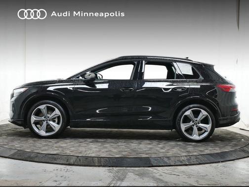 2024 Audi Q4 e-tron Premium Plus 55 quattro